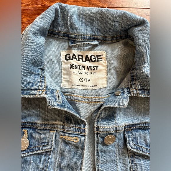 Denim vest - Picture 2 of 4